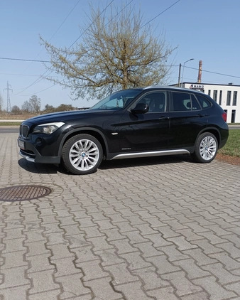 BMW X1 cena 37900 przebieg: 240000, rok produkcji 2010 z Nowa Sarzyna małe 781